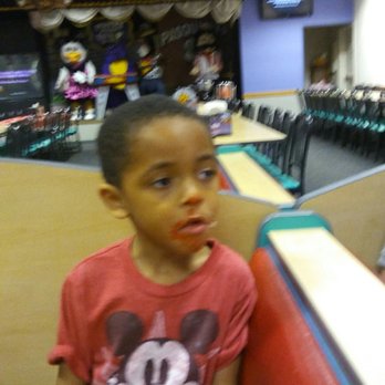 Chuck E. Cheese - Cupcake face - Pizza Near Me - Rancho Cucamonga, California Chuck E. Cheese - Cupcake face - Pizza Near Me - Rancho Cucamonga, California