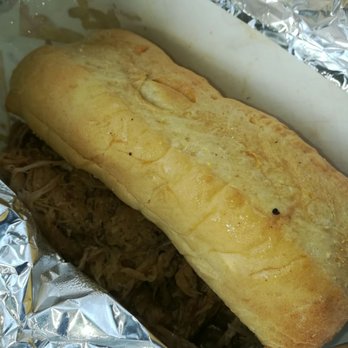 Nomad's BBQ - Pulledpork sandwich - Food Trucks Near Me - Albuquerque, New Mexico