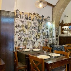 Osteria le Arpie - Inside