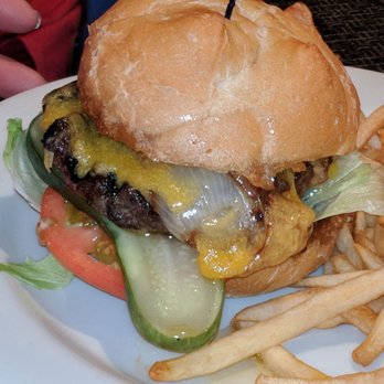 Dal Rae Restaurant - Steakhouses Near Me - Pico Rivera, California