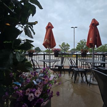 Social Inn - Front patio viewed from our table - Cocktail Bars Near Me - Glenview, Illinois Social Inn - Front patio viewed from our table - Cocktail Bars Near Me - Glenview, Illinois