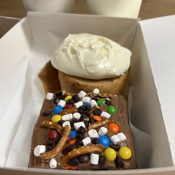 Debbie on the Levee - OMFG brownie and Cinnamon roll - Desserts Near Me - Kenner, Louisiana Debbie on the Levee - OMFG brownie and Cinnamon roll - Desserts Near Me - Kenner, Louisiana