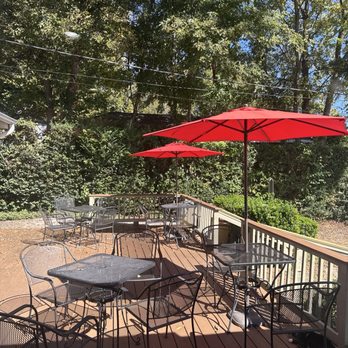 Sunflower Cafe - outdoor patio - Cafes Near Me - Nashville, Tennessee