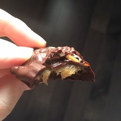 Williams Chocolate - Dark chocolate wurtle - pretzels, caramel, dark chocolate.