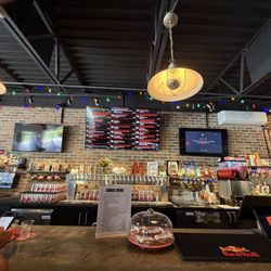 Streetside Brewery - Look at this fantastic menu!
