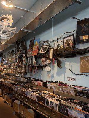 Park Ave CDs by null