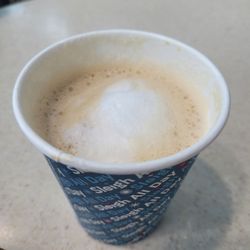 Caribou Coffee - Chunky, airy foam... not silky at all :-(