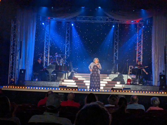 Savannah Theatre by null