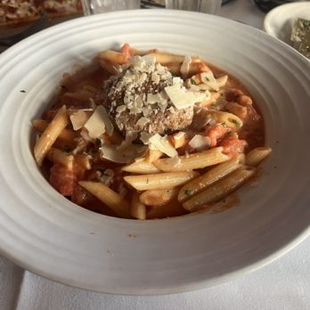 Marro's Italian Restaurant - Penne alla vodka - Italian Near Me - Saugatuck, Michigan