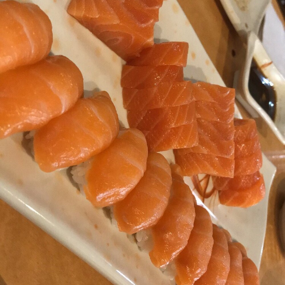Gallery Sushi - Sushi Bars Near Me - Toronto, Ontario Gallery Sushi - Sushi Bars Near Me - Toronto, Ontario