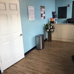 Zona Rosa Foot Reflexology - Front desk