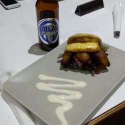 Bochinches Lounge - Vegetarian arepa