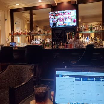 Hotel Majestic - Bar vibes. Relaxing and intimate - Hotels Near Me - San Francisco, California