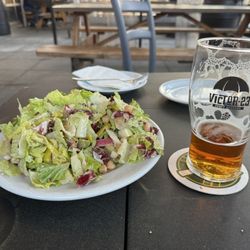 Victor 23 Craft Brewery - Chop Salad & Almost Empty Pumpkin Beer