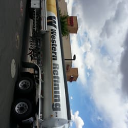 Smith's Gas