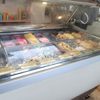 Starnut Gourmet - Gelato - Coffee & Tea Near Me - McLean, Virginia Starnut Gourmet - Gelato - Coffee & Tea Near Me - McLean, Virginia