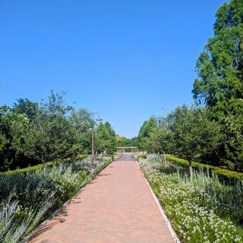 Cantigny - Museums Near Me - Wheaton, Illinois