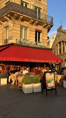 Le Relais de Venise - L'Entrecôte by null