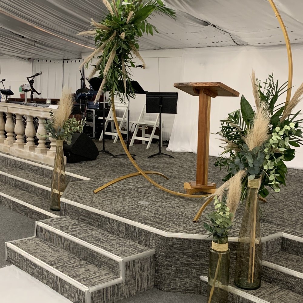 Leona Sue's Florist - Florals on the pulpit ring were fabulous - Florists Near Me - Scott, Louisiana Leona Sue's Florist - Florals on the pulpit ring were fabulous - Florists Near Me - Scott, Louisiana