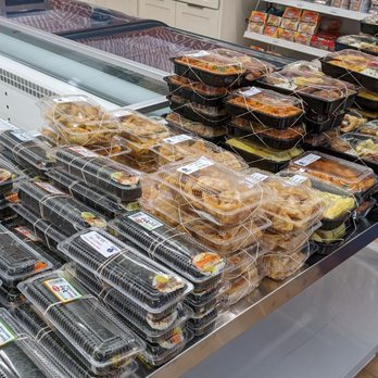 Palama Express - Kimbap, fried mandoo, chicken/tofu/pork bentos - Convenience Stores Near Me - Honolulu, Hawaii