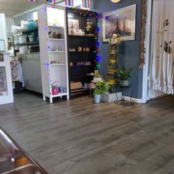 Thai Thai - A cozy friendly dining area