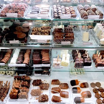 Kilwins Ice Cream - Chocolate - Fudge - Extensive Chocolate Selection - Ice Cream & Frozen Yogurt Near Me - Patchogue, New York