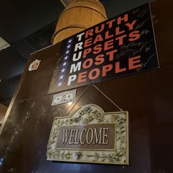 La Bella Napoli - This sign was a turn off!