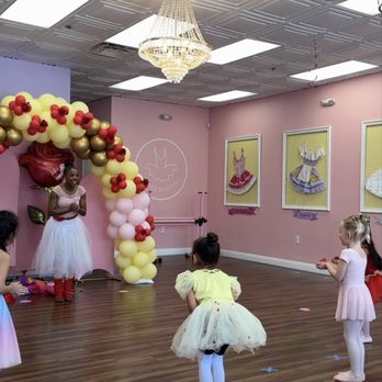 Tutu School Rancho Cucamonga - Dance Schools Near Me - Rancho Cucamonga, California Tutu School Rancho Cucamonga - Dance Schools Near Me - Rancho Cucamonga, California