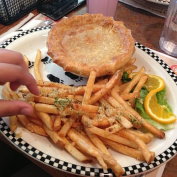 Black Bear Diner Milpitas - Chicken pot pie - Diners Near Me - Milpitas, California