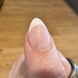 V-Luxe Nails & Spa - Gritty not glossy