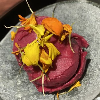 illume - Hibiscus lemongrass gelato - Japanese Near Me - Orlando, Florida illume - Hibiscus lemongrass gelato - Japanese Near Me - Orlando, Florida