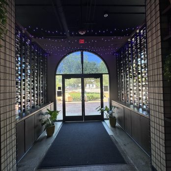 Humble Somm - Entry - Wine Bars Near Me - Temecula, California