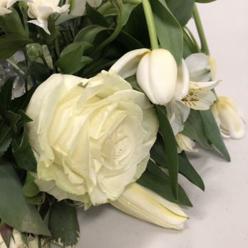 Mallery's Flowers & Gifts - Florists Near Me - Redding, California