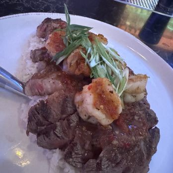 BaBaLoo Lounge - Gastropubs Near Me - Lake Havasu City, Arizona
