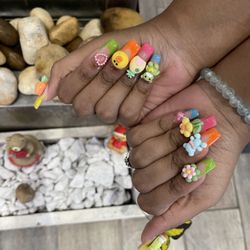 Emerald Nail - Cartoon nails