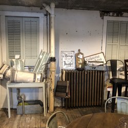 Strassner Furniture & Upholstery - Inside
