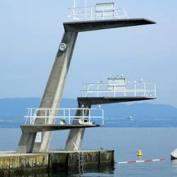 Piscine d'Evian - ÉVIAN-LES-BAINS (74 - Haute-Savoie, France) - Centre nautique