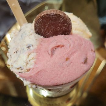 Venchi - Gelato 3 flavors tiramisu , caramel panacotta, and Strawberry stratischella in a hazelnut chocolate covered cup. - Chocolatiers & Shops Near Me - New York, New York Venchi - Gelato 3 flavors tiramisu , caramel panacotta, and Strawberry stratischella in a hazelnut chocolate covered cup. - Chocolatiers & Shops Near Me - New York, New York