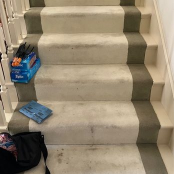 Edgardo's Carpet Cleaning - Before cleaning: stairs - Carpet Cleaning Near Me - Los Angeles, California