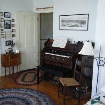 Rose island Lighthouse - Palor with pump organ. - Local Flavor Near Me - Newport, Rhode Island Rose island Lighthouse - Palor with pump organ. - Local Flavor Near Me - Newport, Rhode Island