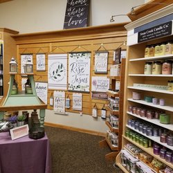 Cynthia's Hallmark Shop - home decor and candles