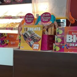 Dunkin’ Donuts - Good deals on donuts!