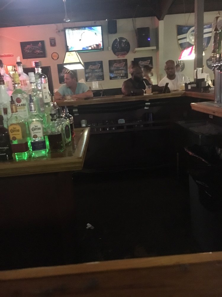 SOUTHERN BILLIARDS 13 Reviews 2138 Santa Barbara Blvd, Cape Coral, Florida Lounges