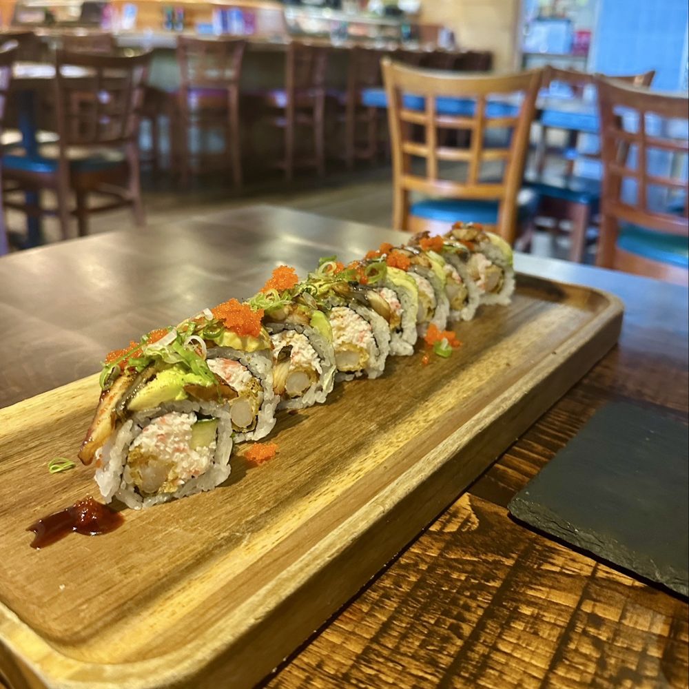 Sushi King - dragon roll - Sushi Bars Near Me - Fairfield, California Sushi King - dragon roll - Sushi Bars Near Me - Fairfield, California