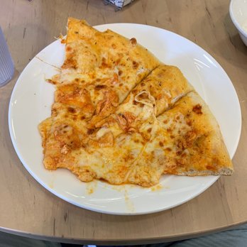W&J Commons - Buffalo chicken pizza - Buffets Near Me - Washington, Pennsylvania W&J Commons - Buffalo chicken pizza - Buffets Near Me - Washington, Pennsylvania