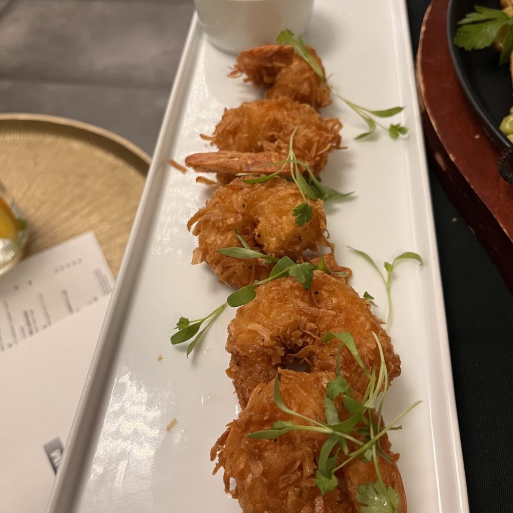 ViaSelfie Fusion Kitchen - Coconut shrimp - Cocktail Bars Near Me - Burbank, California ViaSelfie Fusion Kitchen - Coconut shrimp - Cocktail Bars Near Me - Burbank, California