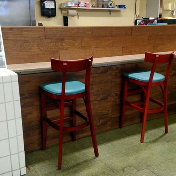 Roxys Tacos - Some countertop seating - Mexican Near Me - San Diego, California Roxys Tacos - Some countertop seating - Mexican Near Me - San Diego, California