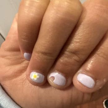 37 Nails - Nail Salons Near Me - University Place, Washington