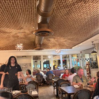 Fiorella's Italian Kitchen - Nice ambiance! - Pizza Near Me - Oxon Hill, Maryland Fiorella's Italian Kitchen - Nice ambiance! - Pizza Near Me - Oxon Hill, Maryland