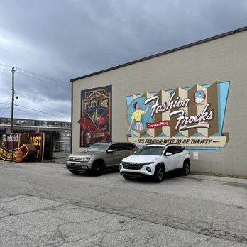 American Sign Museum - Museums Near Me - Cincinnati, Ohio
